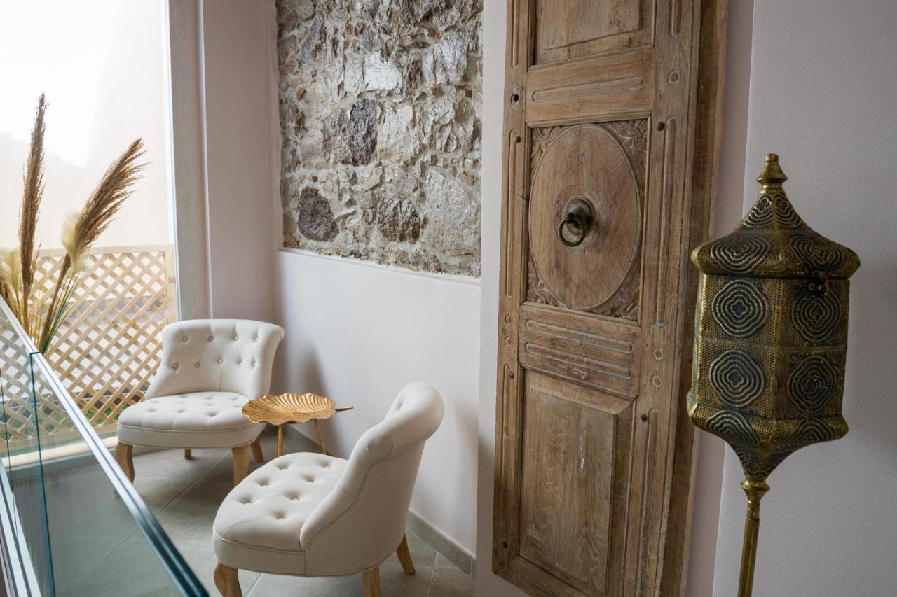 Moon'S Tower Suite&Rooms Portoscuso Esterno foto